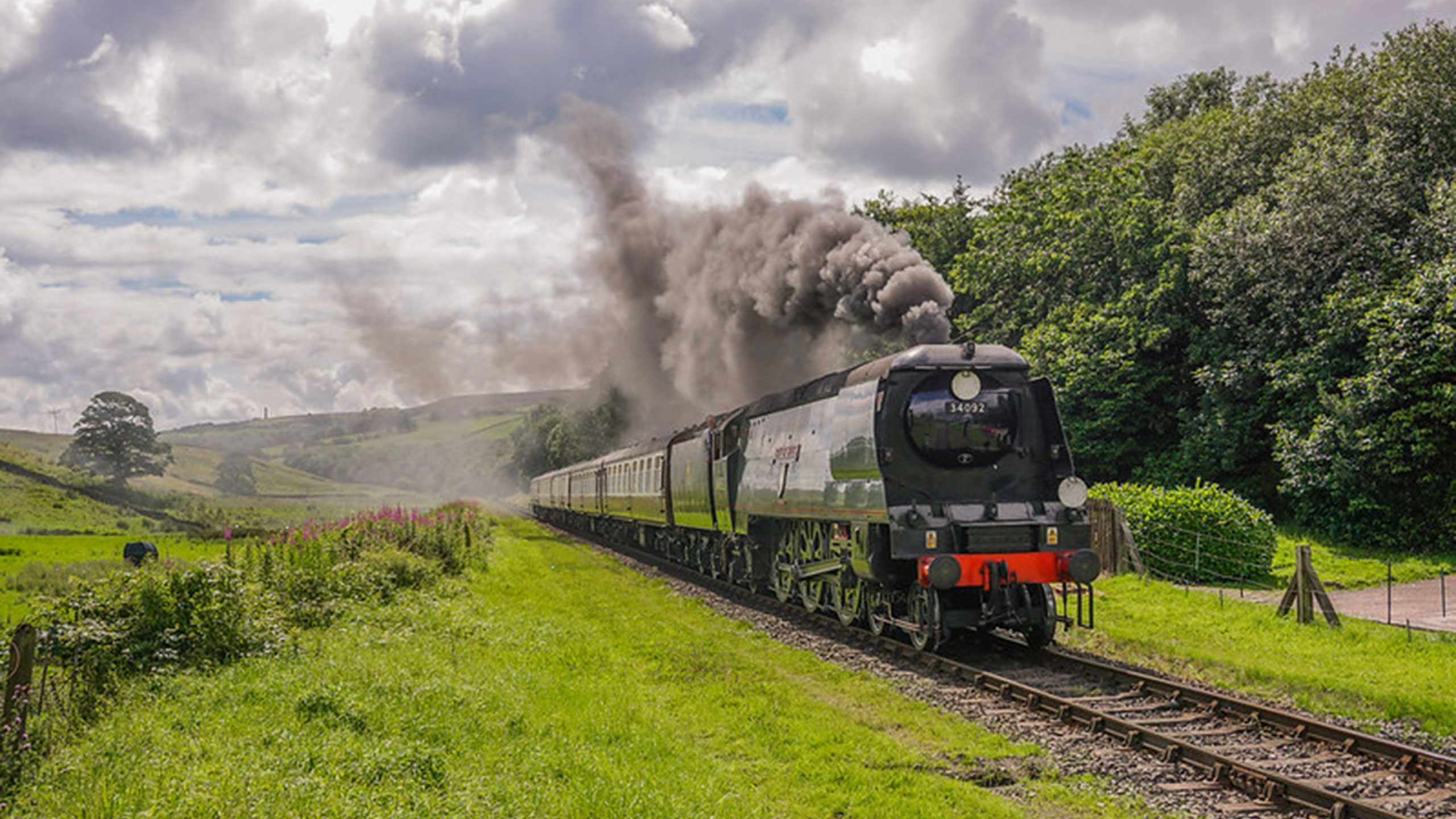 steam train trips lancashire